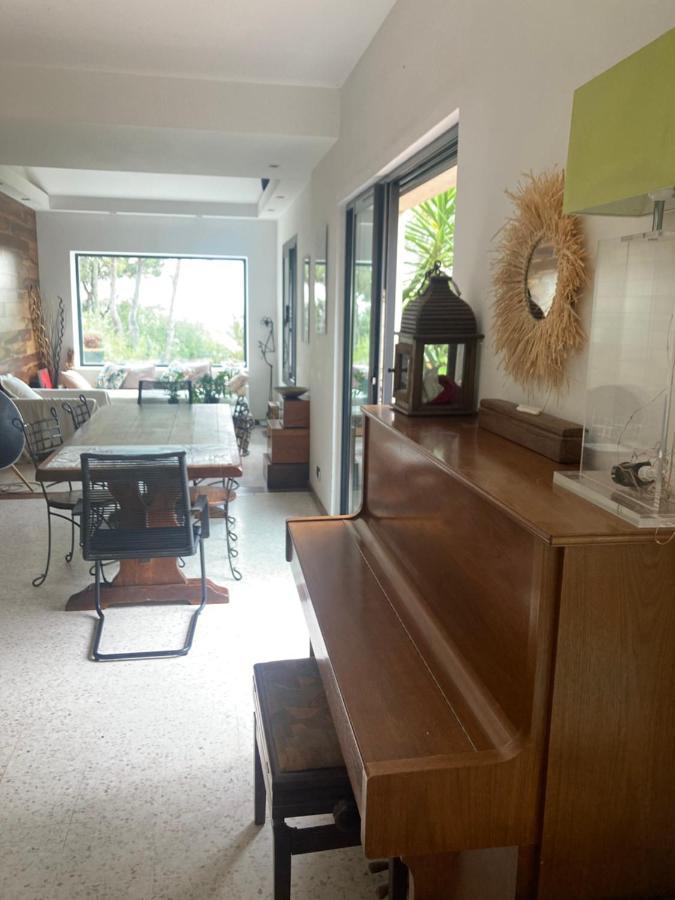 Maison De Charme Avec Piscine Et Jacuzzi Dans Cadre Exceptionnel Proche Marseille Mirabeau Εξωτερικό φωτογραφία