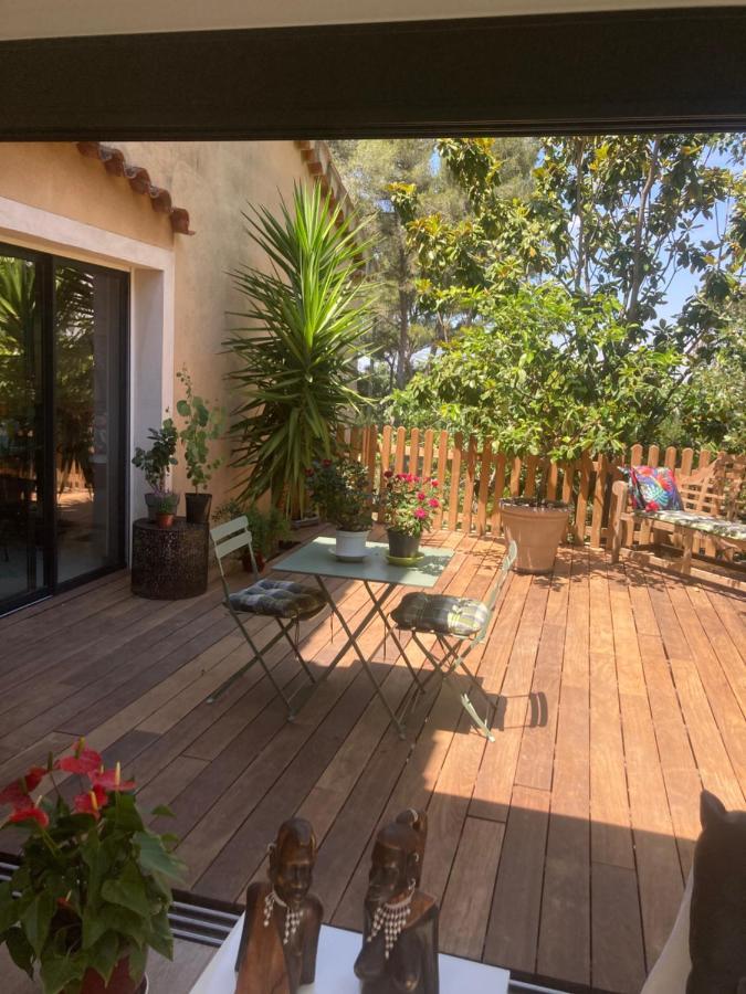 Maison De Charme Avec Piscine Et Jacuzzi Dans Cadre Exceptionnel Proche Marseille Mirabeau Εξωτερικό φωτογραφία